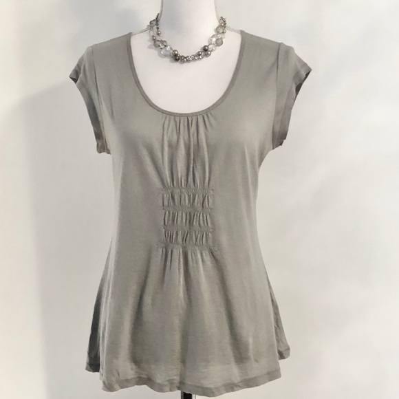Women’s The Limited Short Sleeve Ruched Top - Picture 3 of 8
